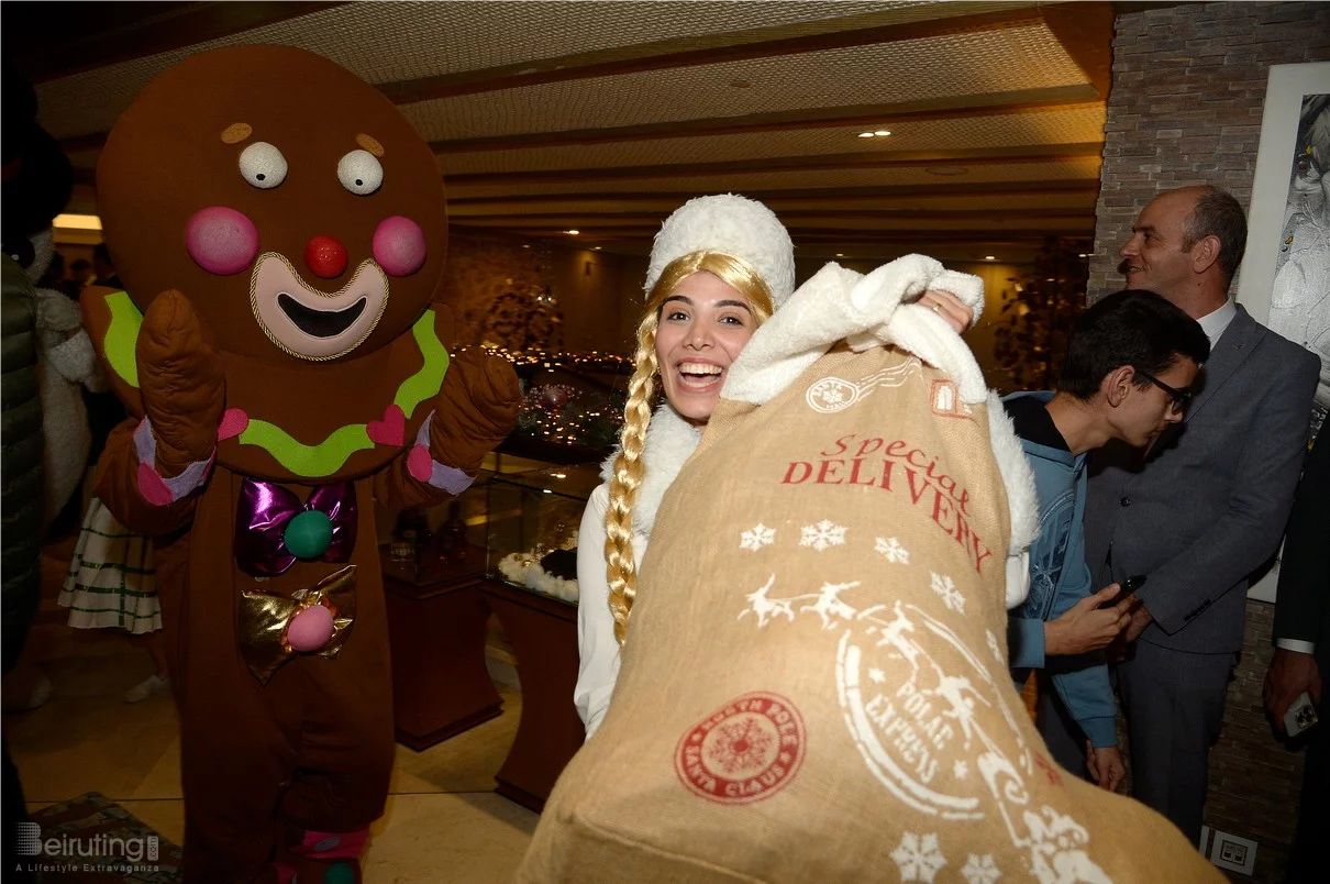 Christmas Tree Lighting Celebration at Kempinski Summerland Hotel & Resort