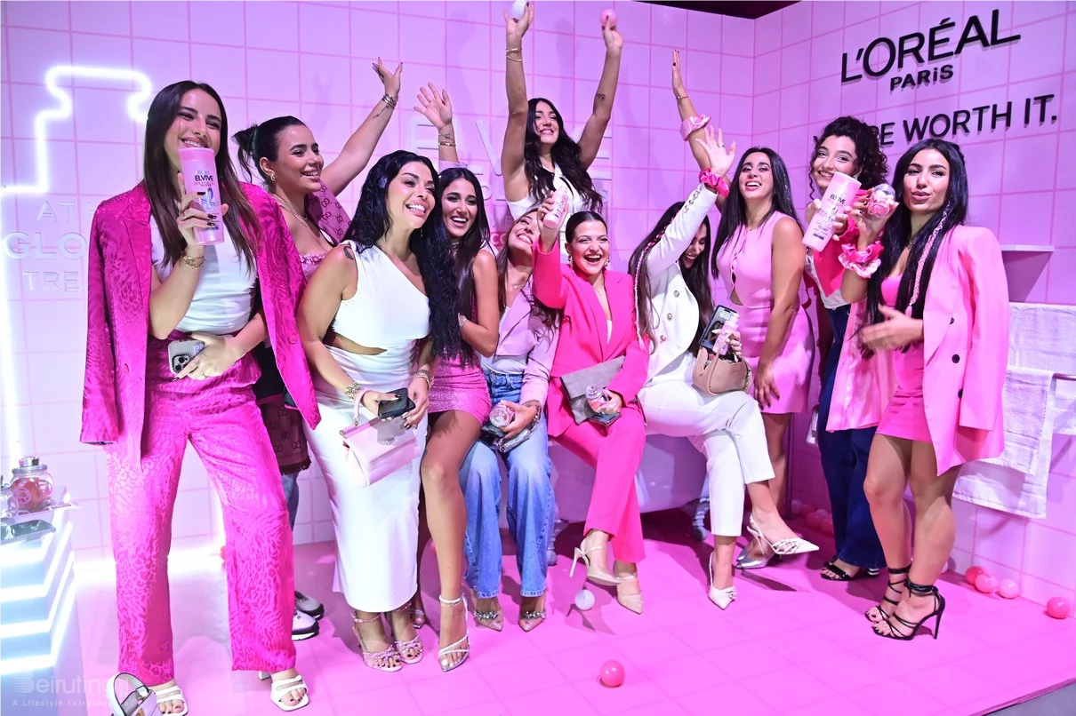 L'Oreal Paris The Glow & Gloss Museum
