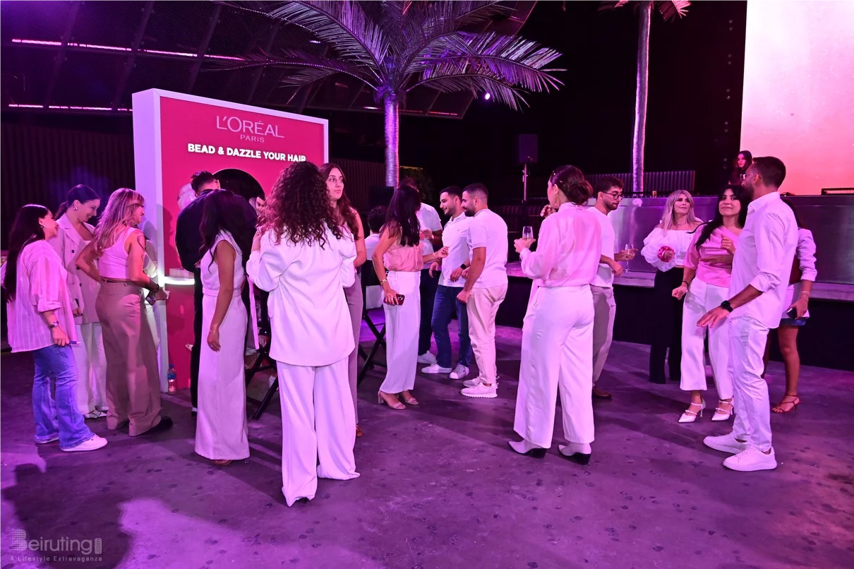 L'Oreal Paris The Glow & Gloss Museum