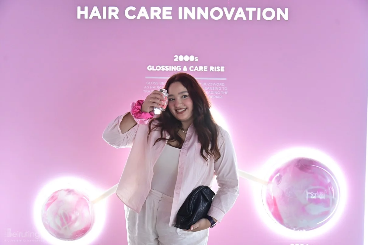 L'Oreal Paris The Glow & Gloss Museum