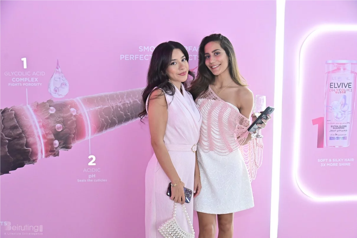 L'Oreal Paris The Glow & Gloss Museum
