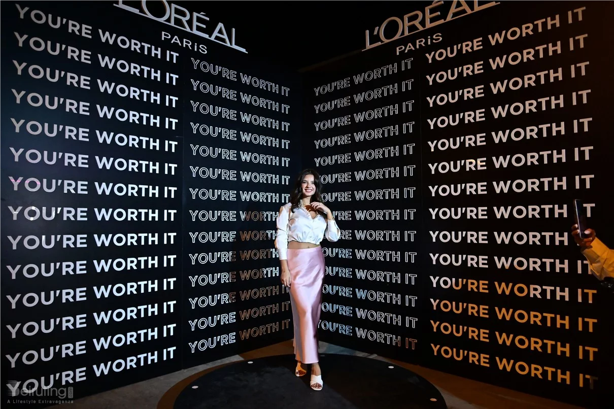 L'Oreal Paris The Glow & Gloss Museum