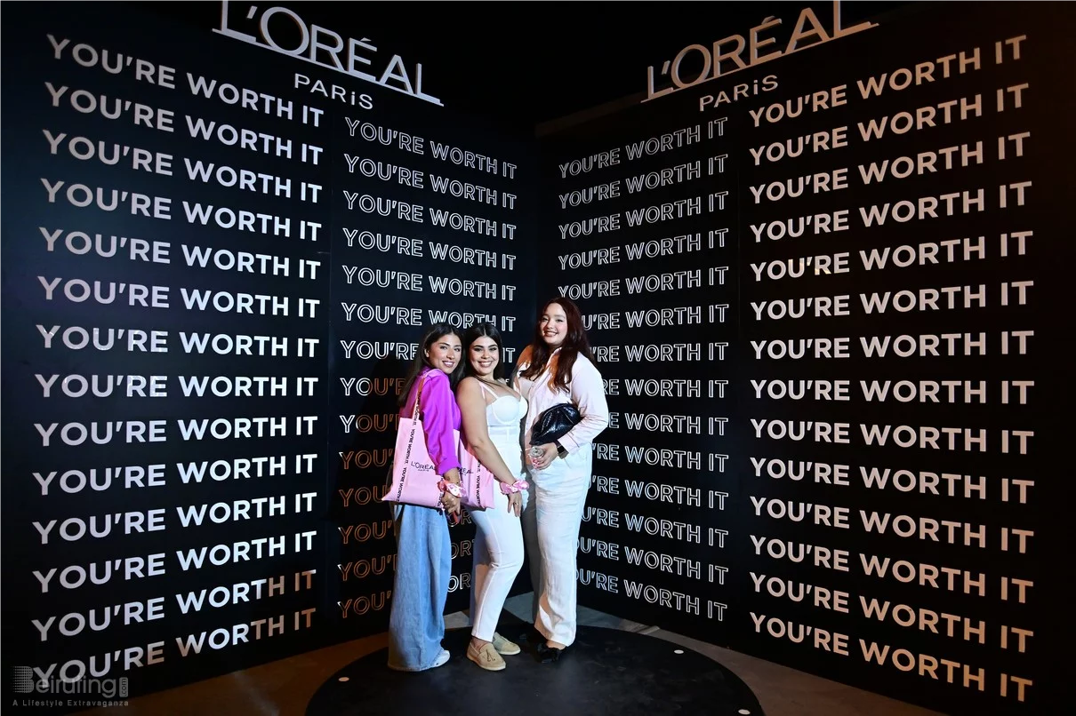L'Oreal Paris The Glow & Gloss Museum
