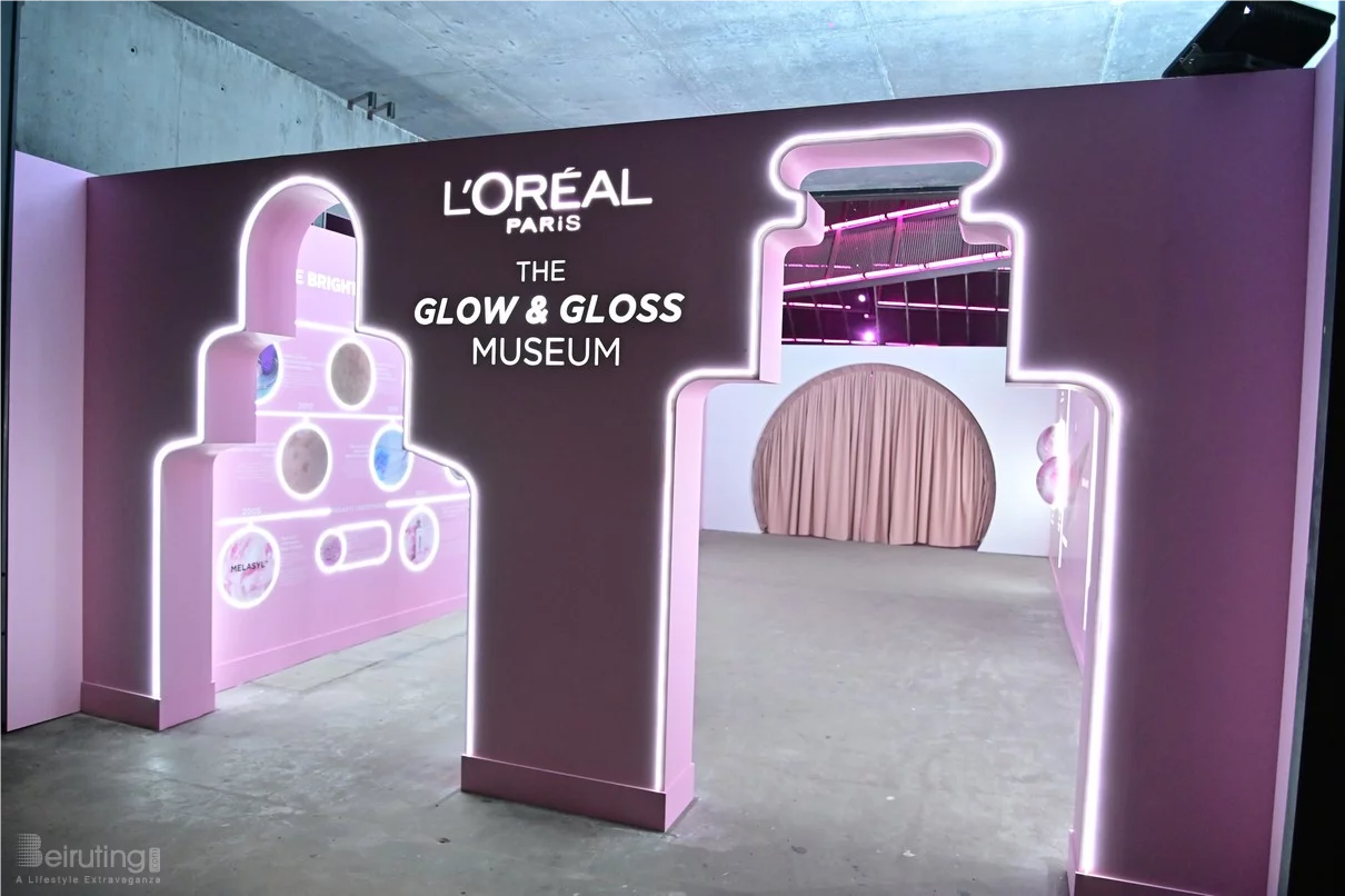 L'Oreal Paris The Glow & Gloss Museum