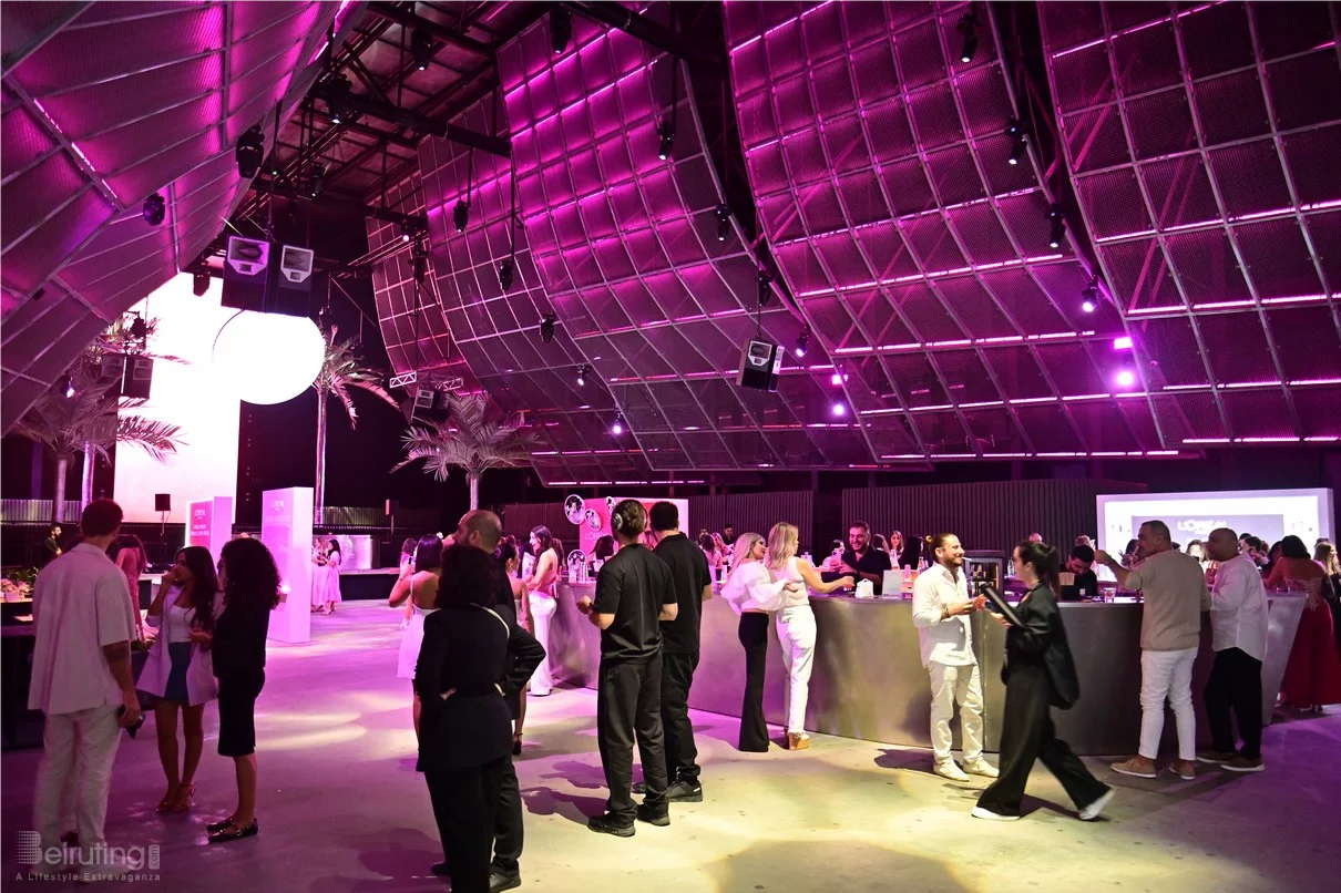 L'Oreal Paris The Glow & Gloss Museum