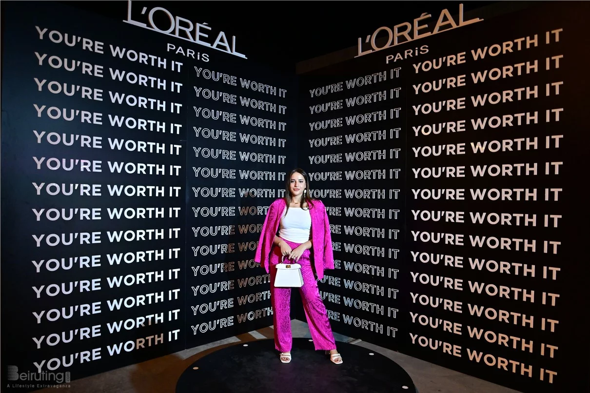 L'Oreal Paris The Glow & Gloss Museum