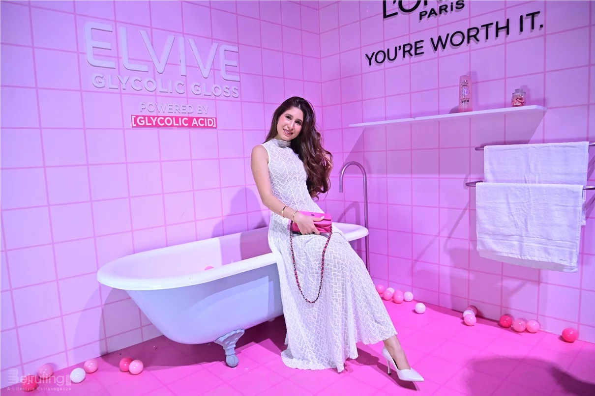 L'Oreal Paris The Glow & Gloss Museum