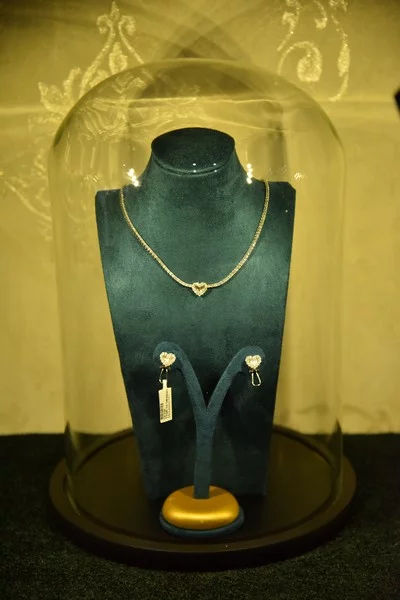 Grand Opening of Mekanna Jewelry 