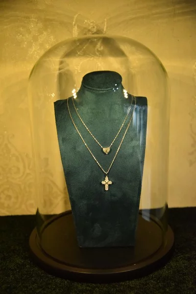 Grand Opening of Mekanna Jewelry 