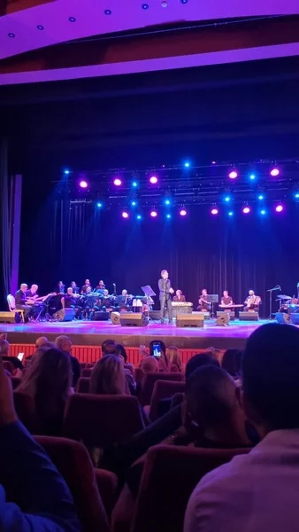 Moeen Shreif at Casino Du Liban