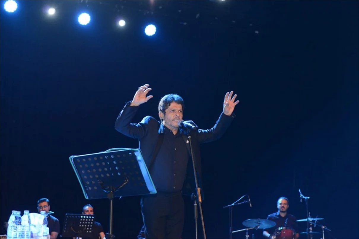 Moeen Shreif at Casino Du Liban