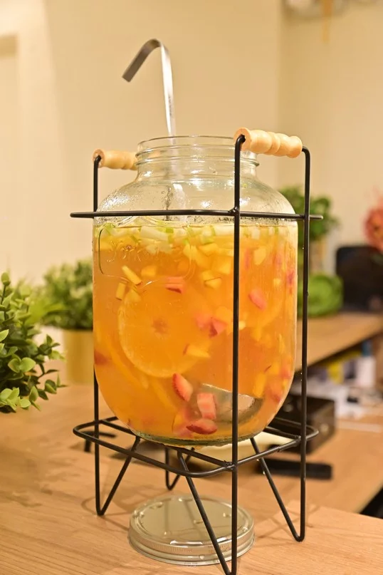 Golden Moments at Ouzi Beirut’s Grand Opening