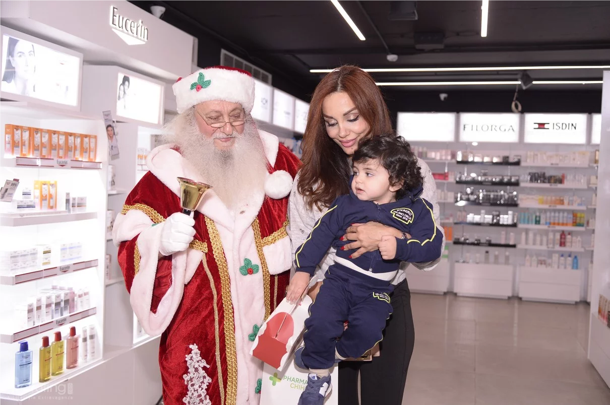 Christmas Celebration at Pharmacie Chiha