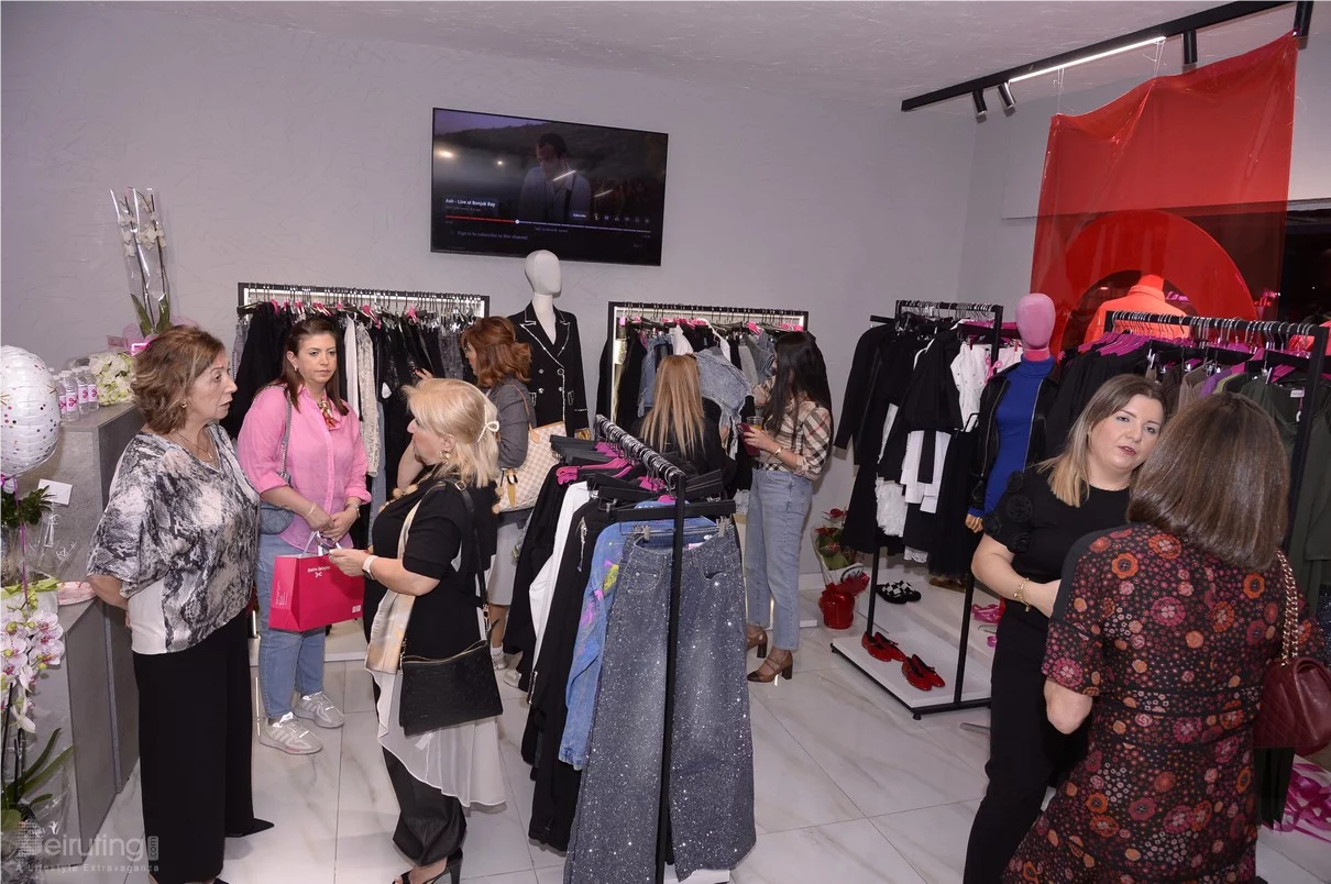 Opening of Quatre Epingles