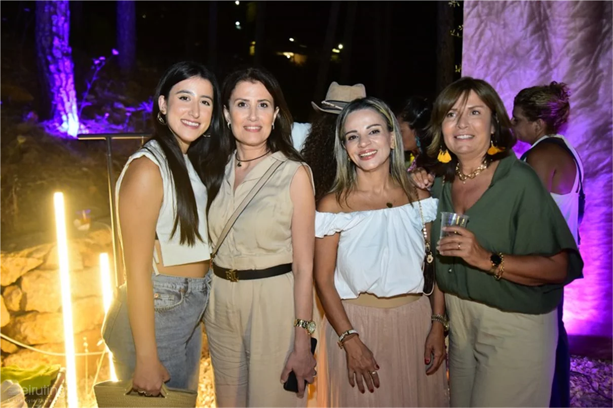 Mañana Al-Nahil Collection at Retro Village