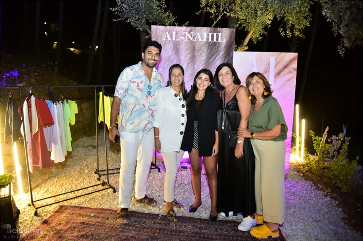 Mañana Al-Nahil Collection at Retro Village