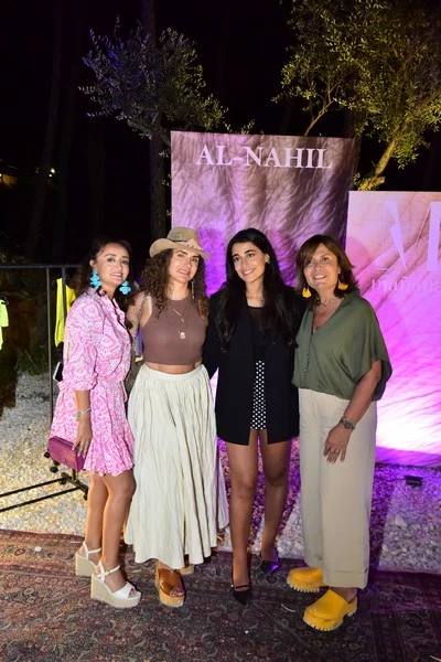 Mañana Al-Nahil Collection at Retro Village