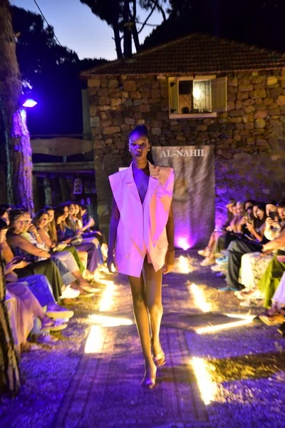 Mañana Al-Nahil Collection at Retro Village