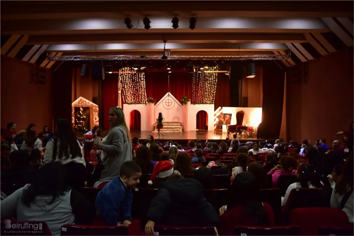 Opening of Santa's Factory at Sagesse Theater