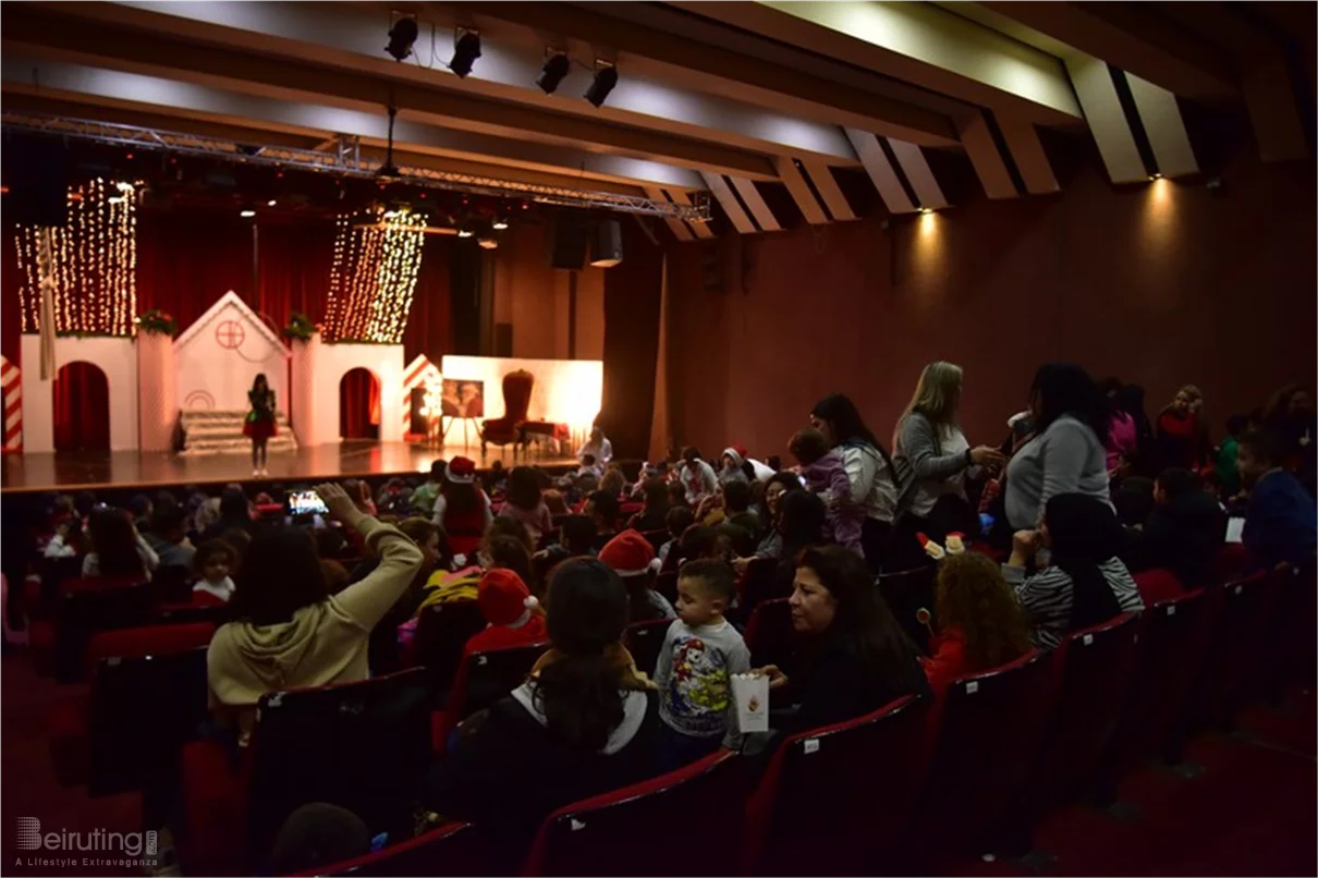 Opening of Santa's Factory at Sagesse Theater