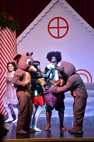 Opening of Santa's Factory at Sagesse Theater