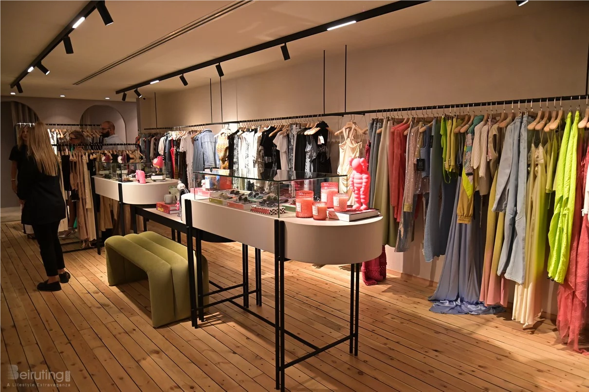 Summer Season Celebration at Six Concept Store