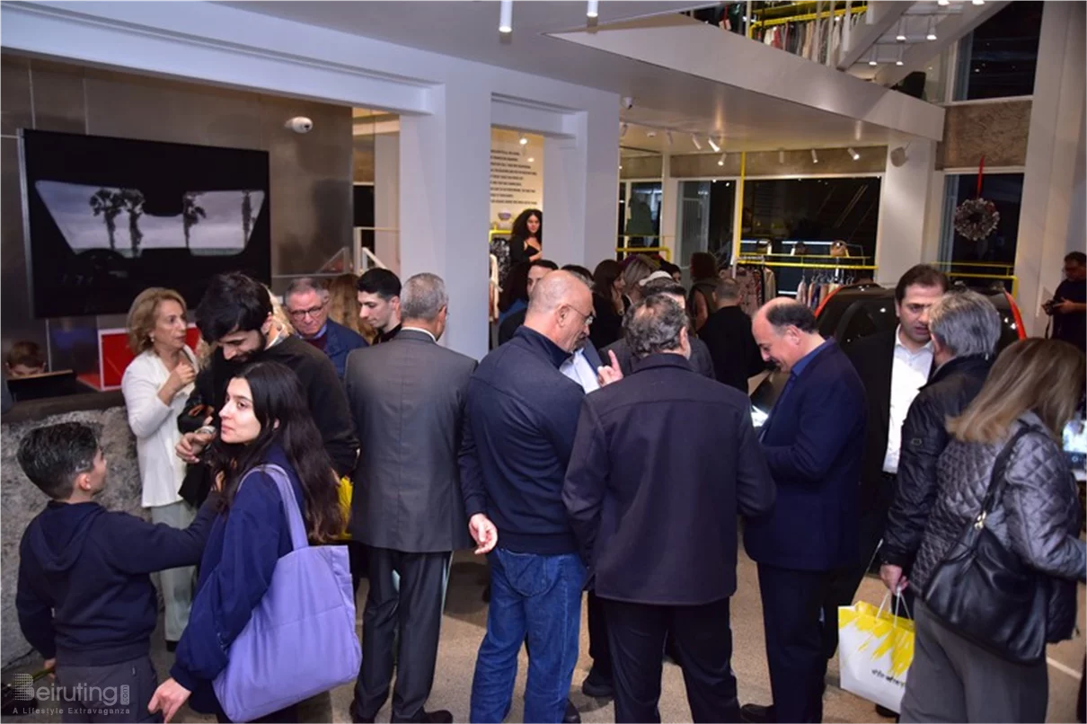 Art for Hope Initiative showcasing the rebirth of the smart All-Electric Compact SUV