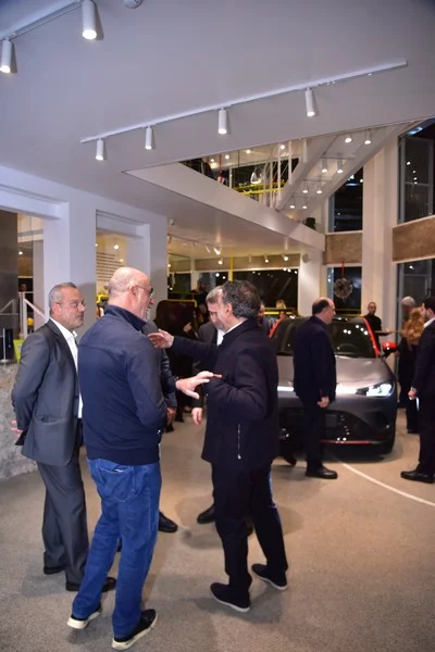 Art for Hope Initiative showcasing the rebirth of the smart All-Electric Compact SUV