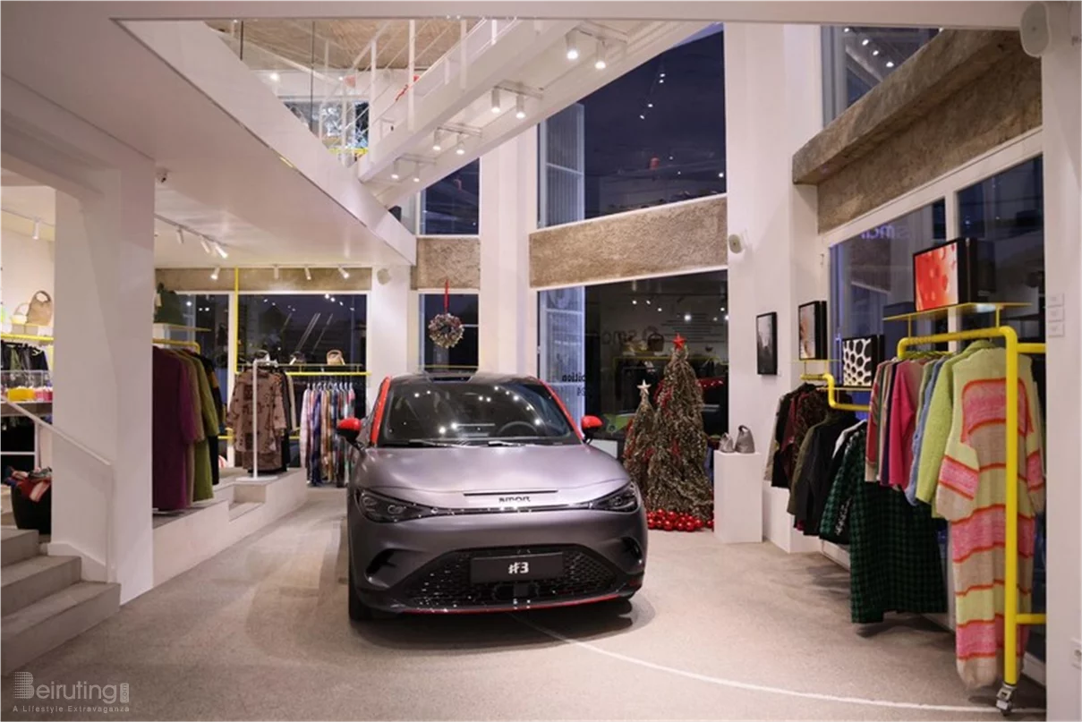Art for Hope Initiative showcasing the rebirth of the smart All-Electric Compact SUV