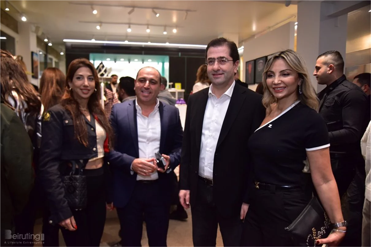 Art for Hope Initiative showcasing the rebirth of the smart All-Electric Compact SUV