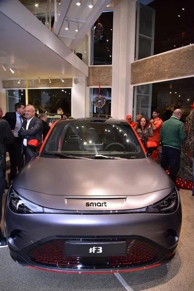 Art for Hope Initiative showcasing the rebirth of the smart All-Electric Compact SUV