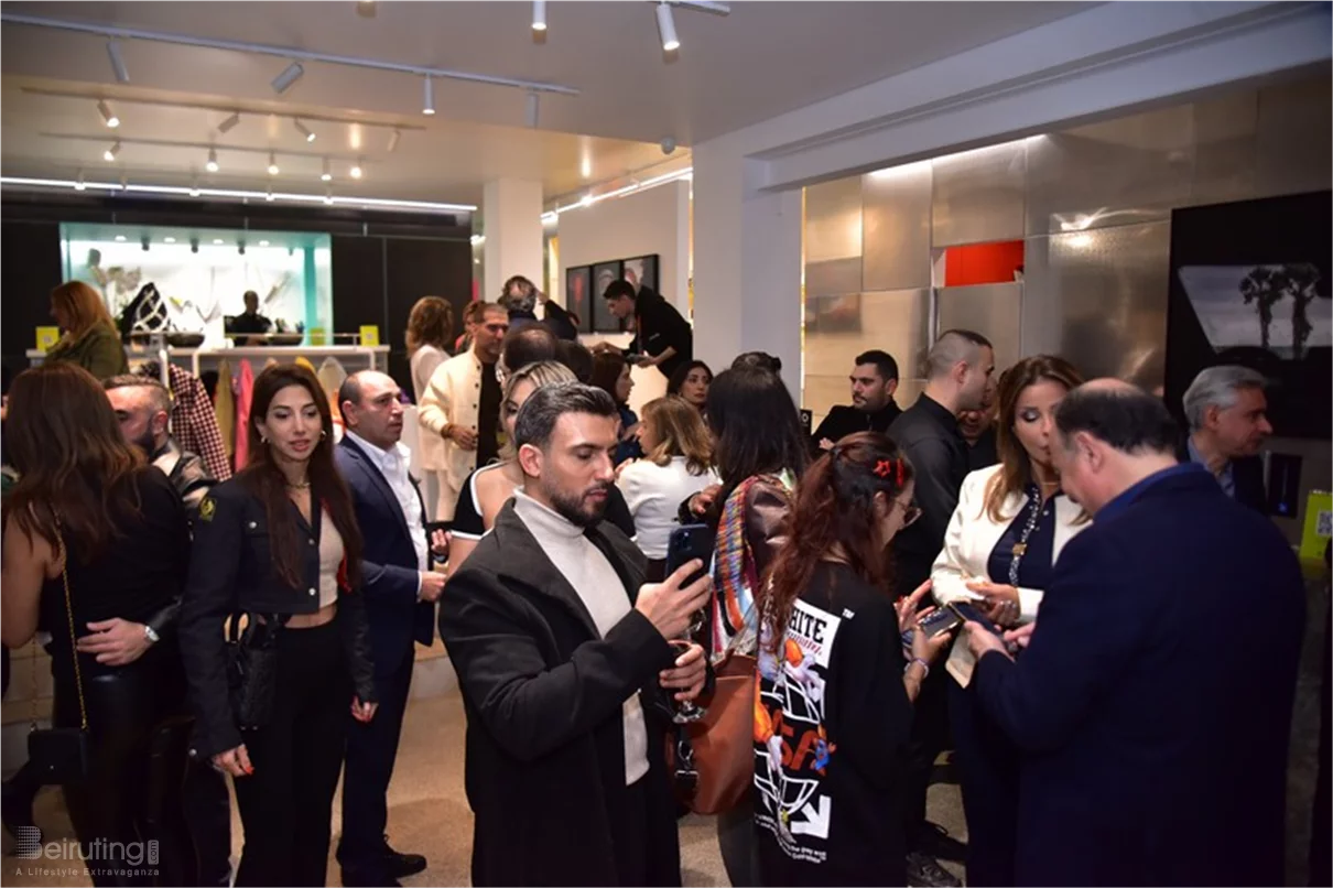 Art for Hope Initiative showcasing the rebirth of the smart All-Electric Compact SUV
