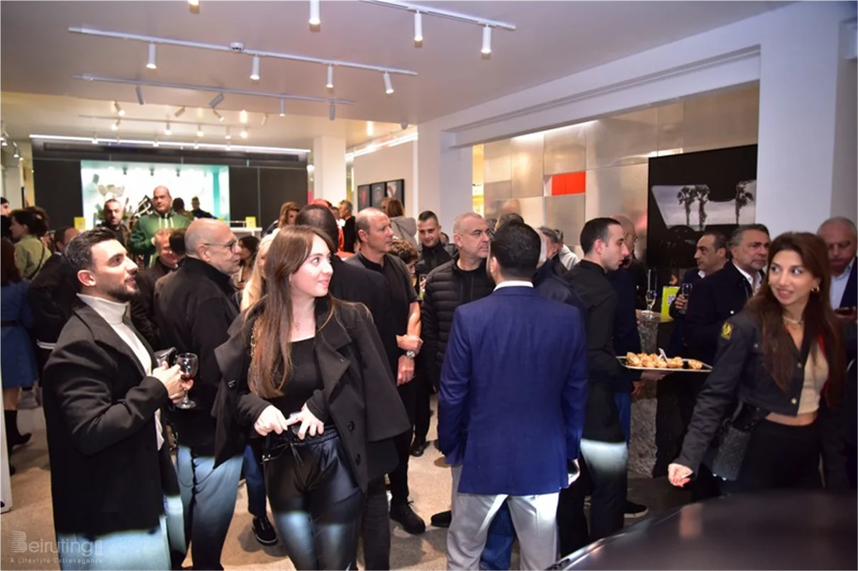 Art for Hope Initiative showcasing the rebirth of the smart All-Electric Compact SUV