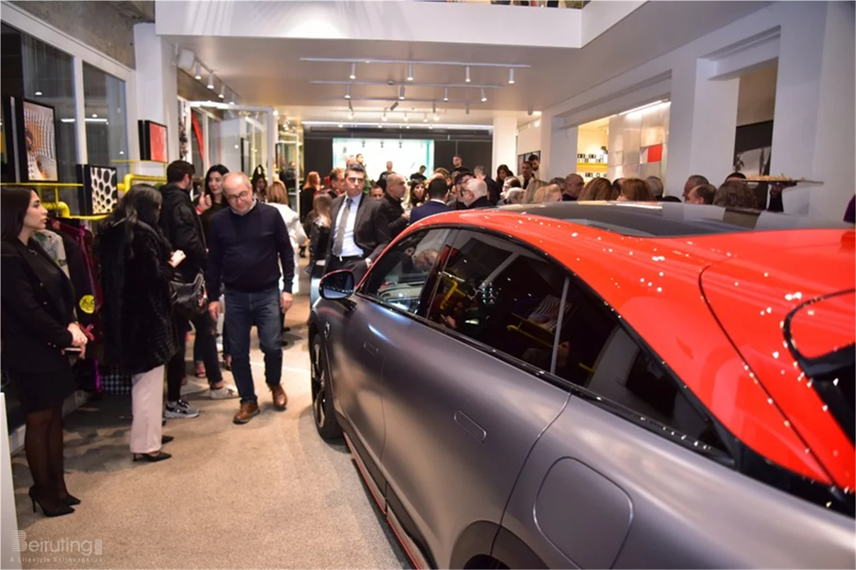 Art for Hope Initiative showcasing the rebirth of the smart All-Electric Compact SUV