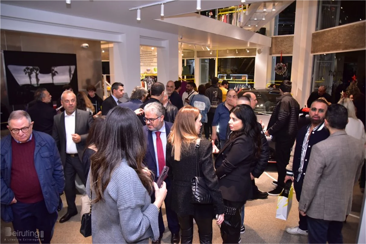 Art for Hope Initiative showcasing the rebirth of the smart All-Electric Compact SUV