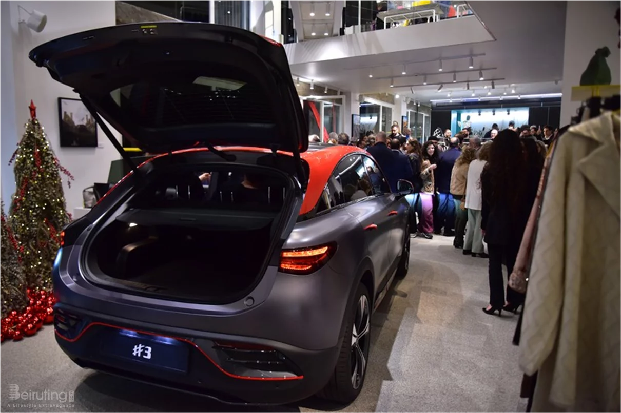 Art for Hope Initiative showcasing the rebirth of the smart All-Electric Compact SUV