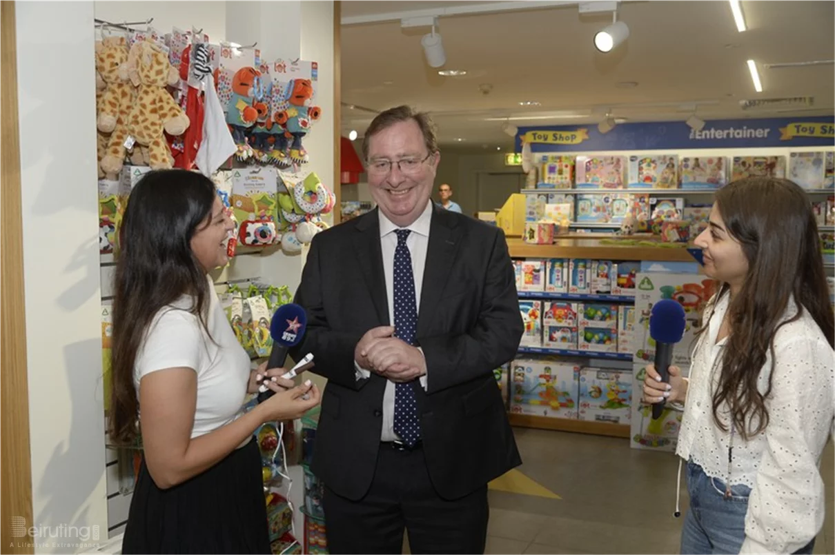 Grand Opening of The Entertainer Toy Shop