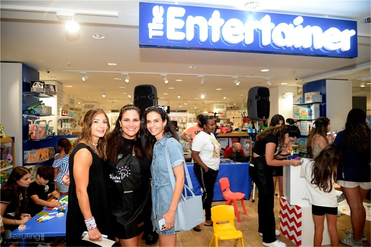 Grand Opening of The Entertainer Toy Shop