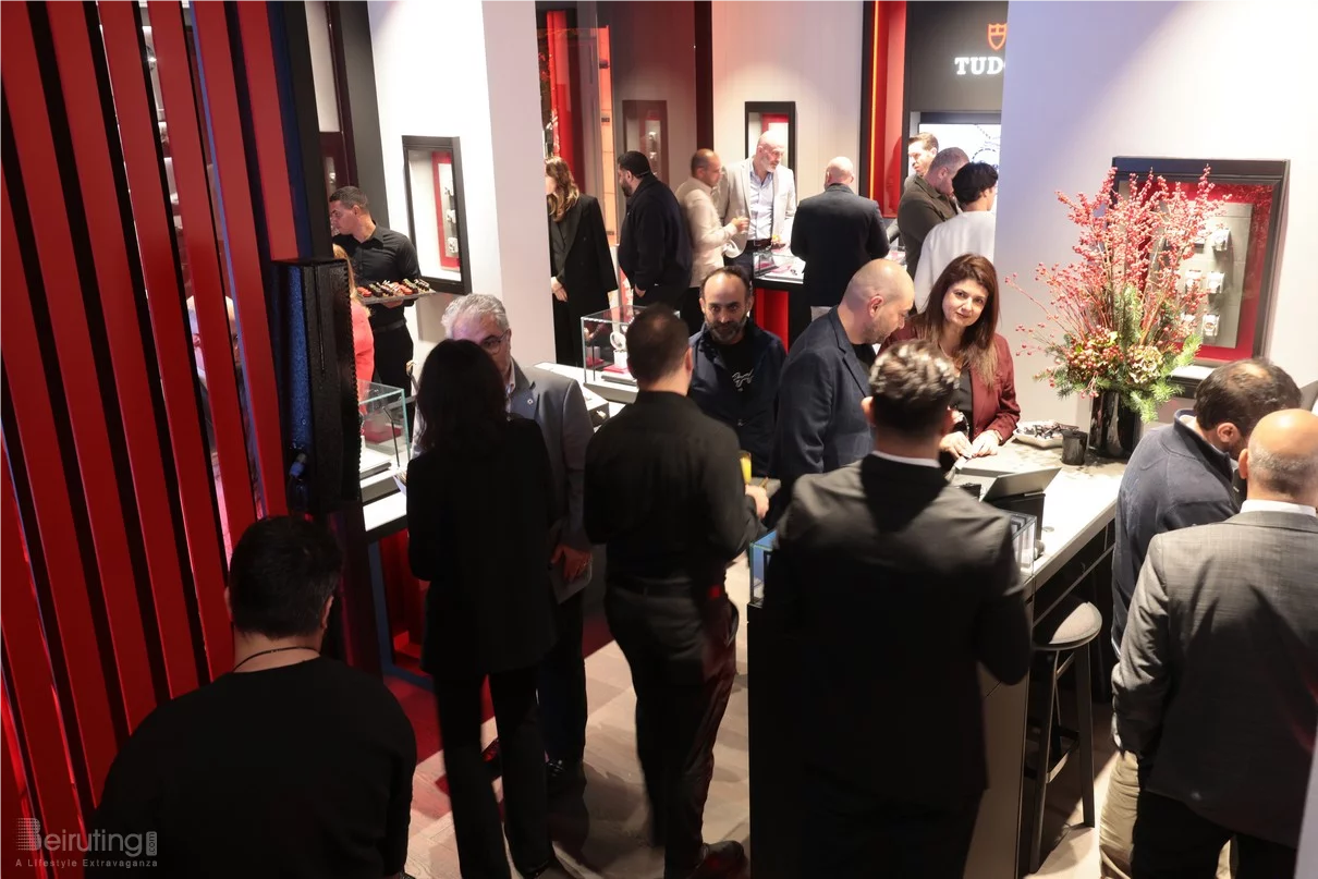 TUDOR Christmas Event