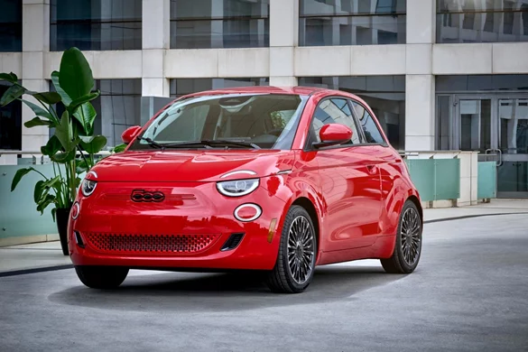 Now in Beirut: The Iconic FIAT 500 Goes Electric at the e-Motorshow
