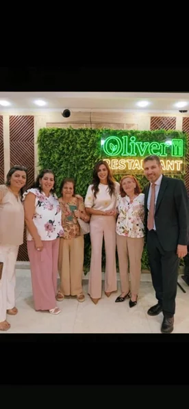 لأنو بيلبقلنا الفرح، وبيلبق لجمعاتنا تكون عامرة بالحب والوفا  و الفرح