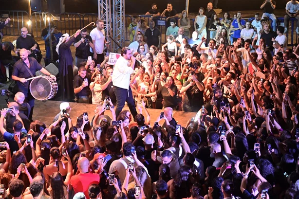 AlWalid at Tabarja Kfaryassine Festivals