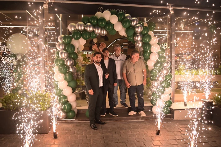 Grand Opening of Groots