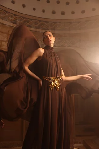 Edmond Moussallem Unveils Les Muses A Special Edition Ramadan Abaya Collection