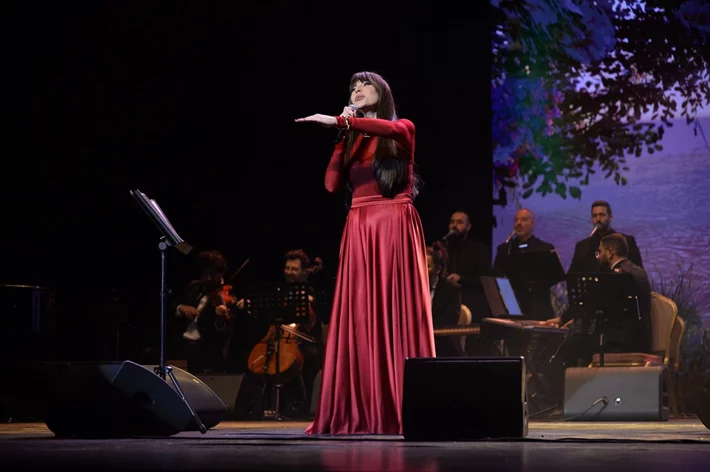 Abeer Nehme at Casino du Liban