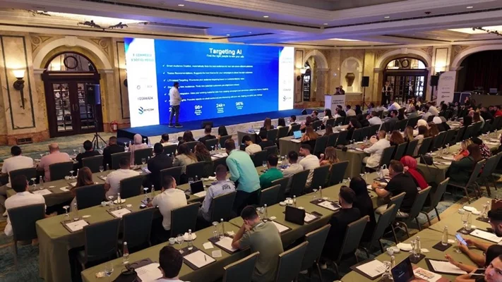 IY Media biggest E-Commerce and Social Media Workshop Phoenicia Hotel