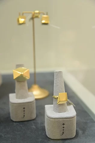 Opening of Hanna Jewelry