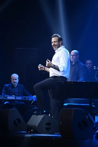 Guy Manoukian at Beirut Hall