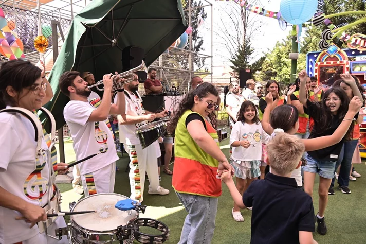 Tiny Minds X Le cocon Summer Camp Carnival