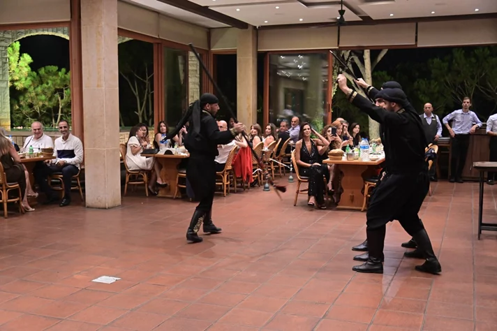 Byelba2lna el Farah Charity Dinner at LOS